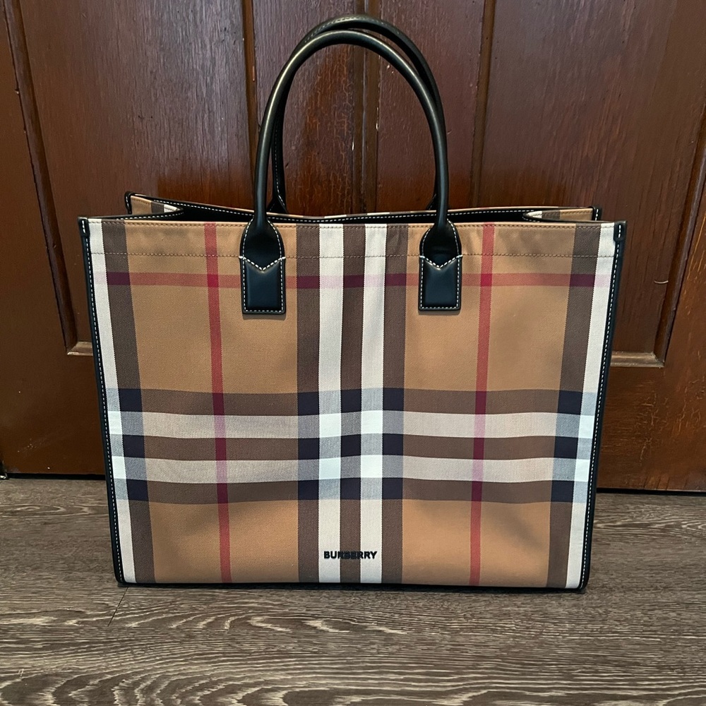 Burberry Denny Tote Bag